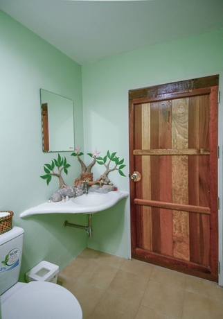 Imagen de la habitación del Hotel Khun Khao Tamnan Prai Resort. Foto 12