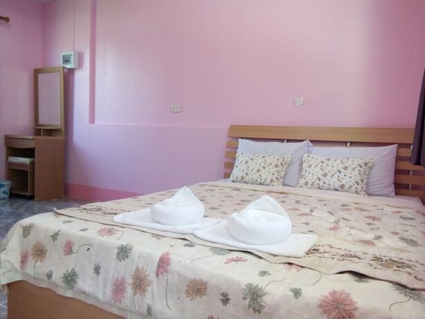 Imagen de la habitación del Hotel Khun Ohm Cha Am Resort. Foto 7
