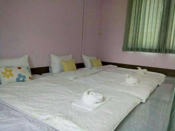 Imagen de la habitación del Hotel Khun Ohm Cha Am Resort. Foto 9