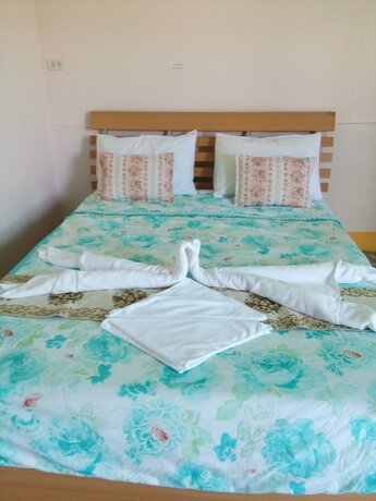 Imagen de la habitación del Hotel Khun Ohm Cha Am Resort. Foto 16