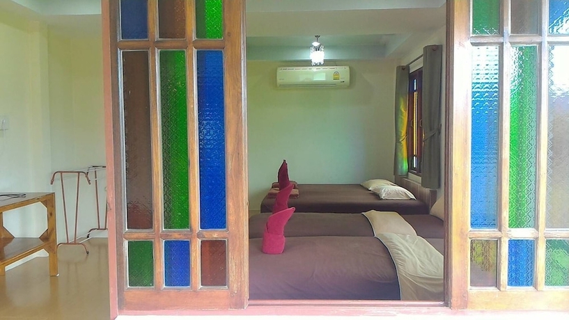 Imagen de la habitación del Hotel Khwan Darunee. Foto 5