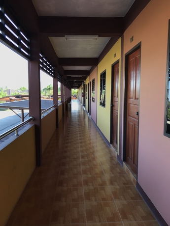 Imagen de los interiores del Hotel Khwanruen Fishing Resort. Foto 18