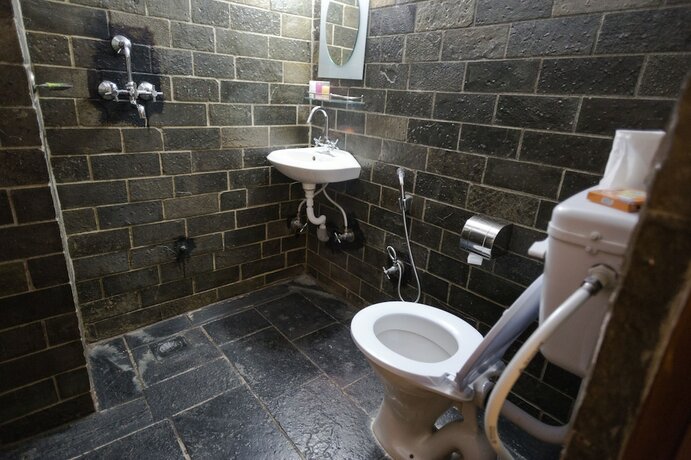 Imagen general del Hotel Khwapa Chhen Guest House and Restaurant. Foto 16