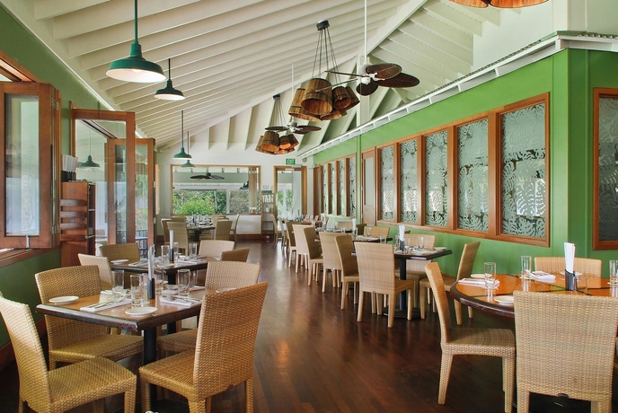 Imagen del bar/restaurante del Hotel Kiahuna Plantation Resort Kauai By Outrigger. Foto 6