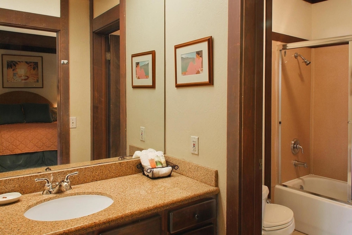 Imagen de la habitación del Hotel Kiahuna Plantation Resort Kauai By Outrigger. Foto 10