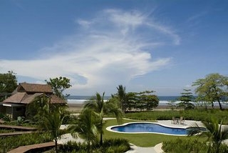 Imagen de la piscina del Hotel Kiana Resorts. Foto 10