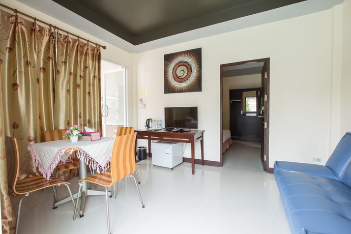 Imagen de la habitación del Hotel Kiang Talay Resort. Foto 15