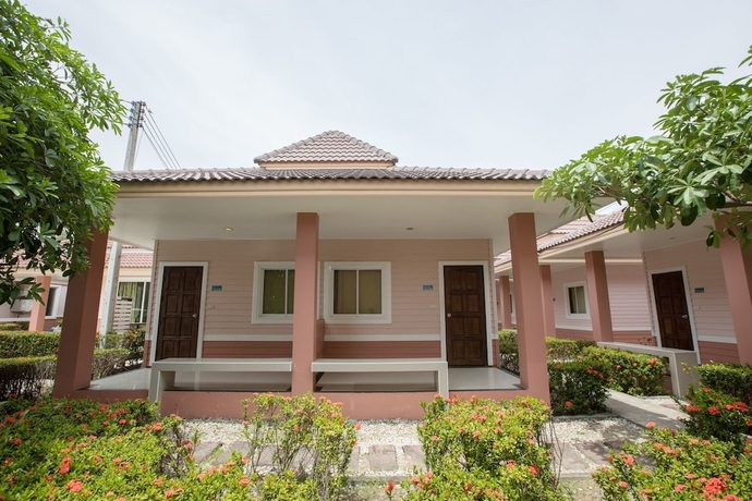 Imagen de la habitación del Hotel Kiang Talay Resort. Foto 16