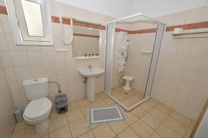 Imagen de la habitación del Hotel Kiani Akti, Aigialeia. Foto 7