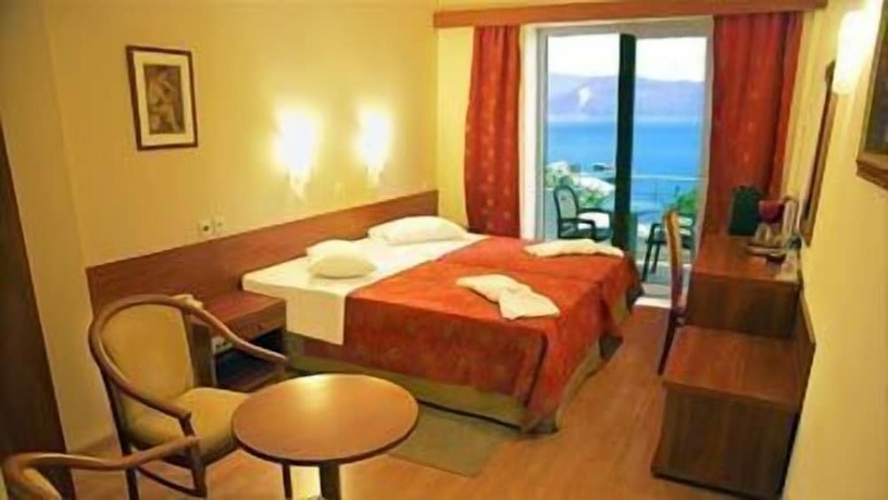 Imagen de la habitación del Hotel Kiani Akti, Aigialeia. Foto 8