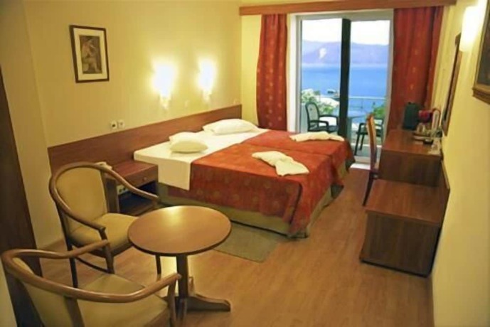 Imagen de la habitación del Hotel Kiani Akti, Aigialeia. Foto 11
