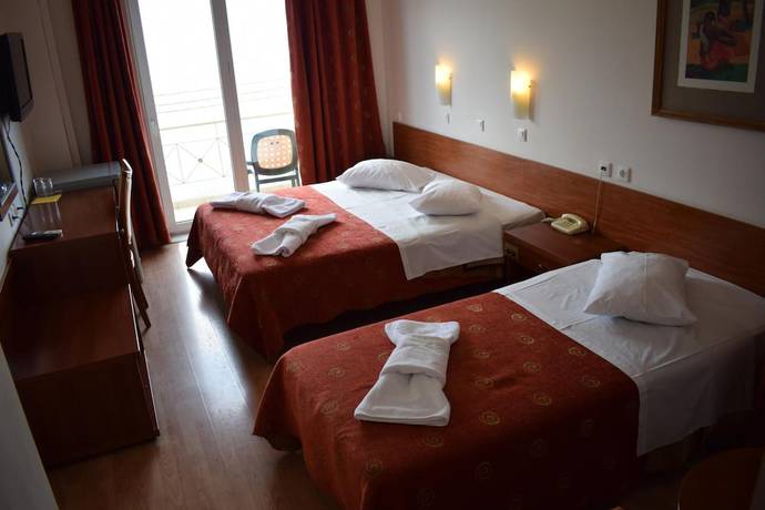 Imagen de la habitación del Hotel Kiani Akti, Aigialeia. Foto 13