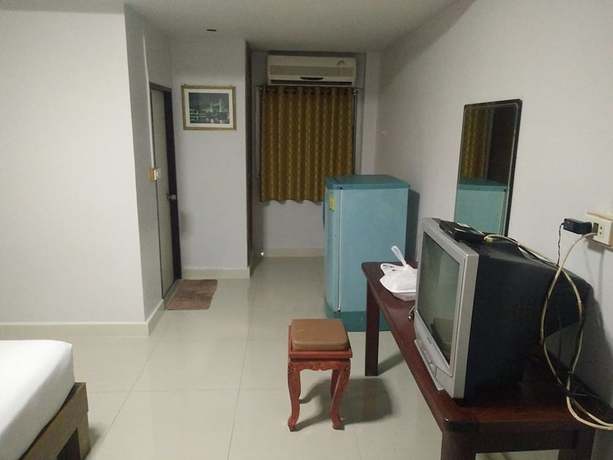 Imagen de la habitación del Hotel Kiat Nakhon. Foto 4
