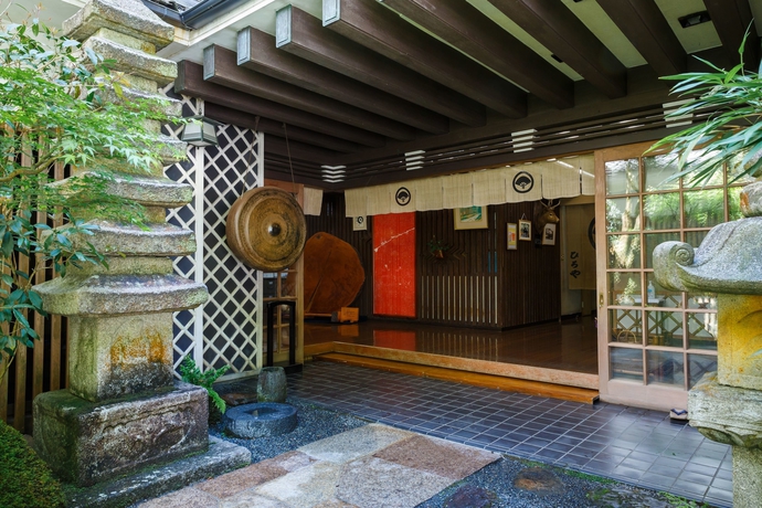 Imagen de los interiores del Hotel Kibune Hiroya. Foto 16