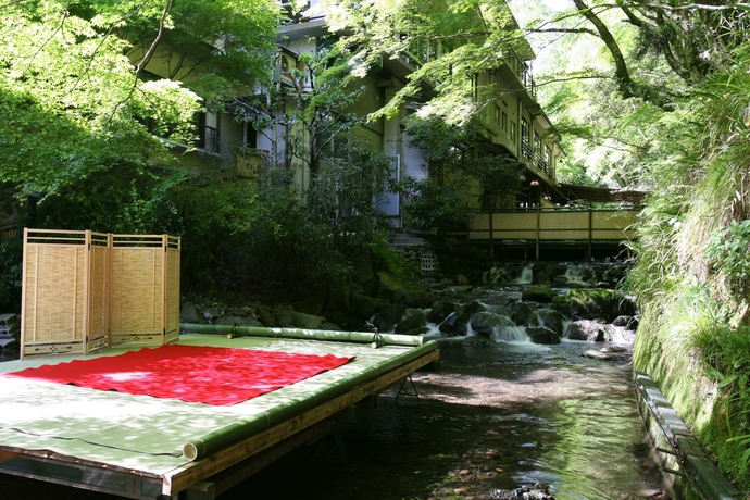 Imagen de los exteriores del Hotel Kibune Hiroya. Foto 13