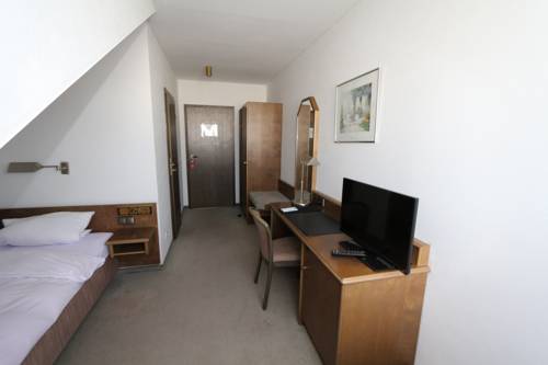 Imagen de la habitación del Hotel Kick. Foto 16