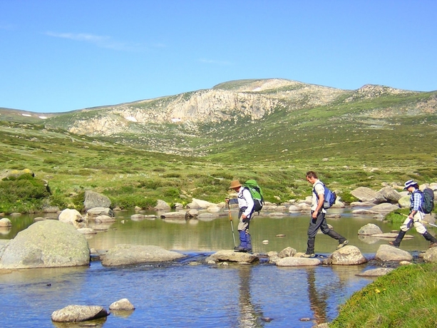 Imagen general del Hotel Kickenback Chalet - Contemporary chalet in the heart of Crackenback. Foto 2