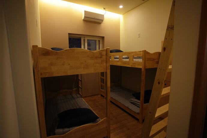 Imagen de la habitación del Hotel Kidari Guesthouse. Foto 4