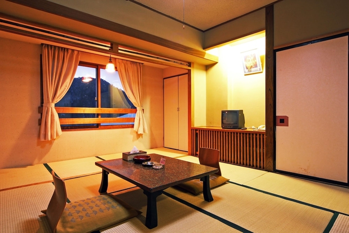 Imagen de la habitación del Hotel Kidoike Onsen. Foto 15