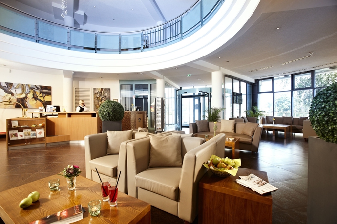 Imagen de los interiores del Hotel Kiel By Golden Tulip. Foto 13
