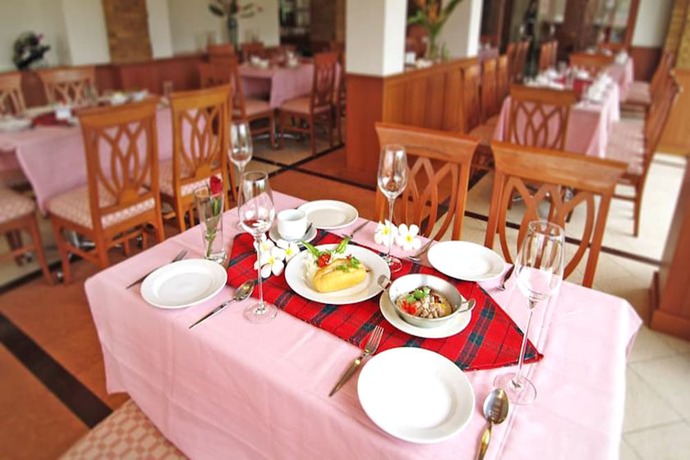 Imagen del bar/restaurante del Hotel Kiengpiman Hotel. Foto 5