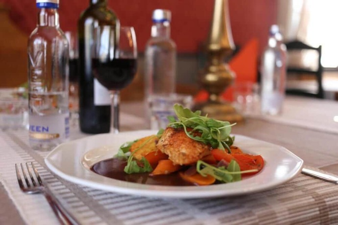 Imagen del bar/restaurante del Hotel Kievari Ylitornio. Foto 12