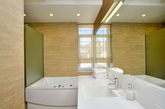 Imagen de la habitación del Hotel Kievinn. Foto 2