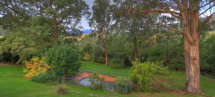 Imagen de la piscina del Hotel Kiewa Country Cottages. Foto 35