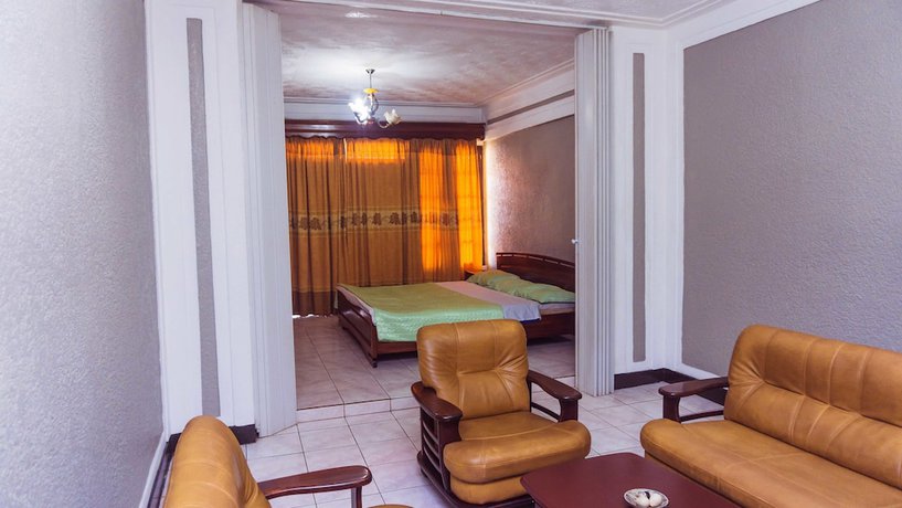 Imagen de la habitación del Hotel Kigali Holiday. Foto 14