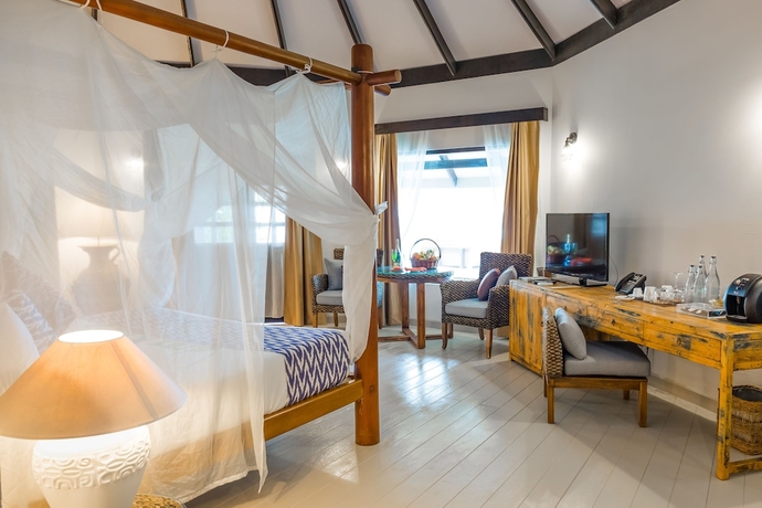 Imagen de la habitación del Hotel Kihaa Maldives. Foto 8