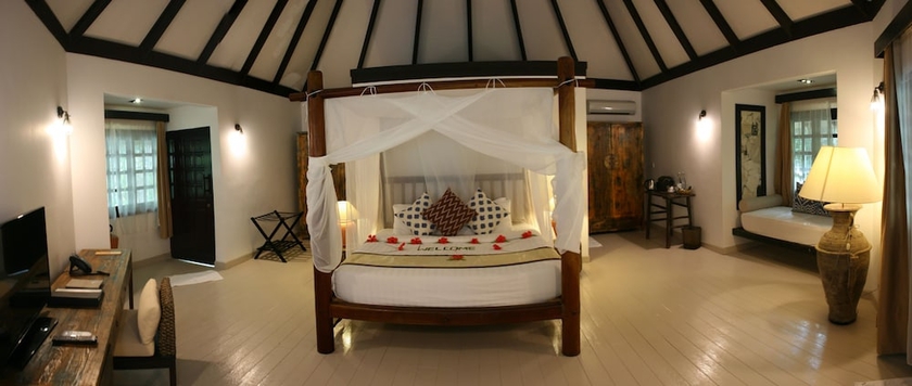 Imagen de la habitación del Hotel Kihaa Maldives. Foto 16