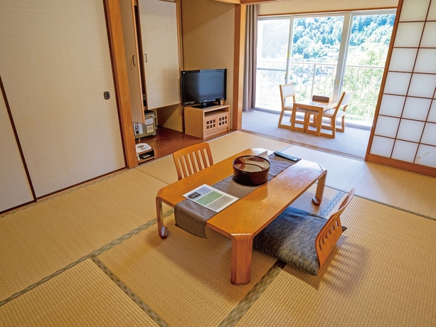 Imagen de la habitación del Hotel Kiimiso. Foto 8
