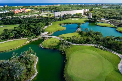 Imagen general del Hotel Kiin Luxury Condos Riviera Maya. Foto 3