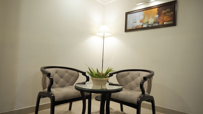 Imagen de la habitación del Hotel Kiit Residency. Foto 15