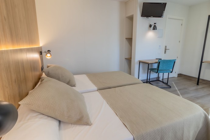 Imagen de la habitación del Hotel Kika. Foto 9