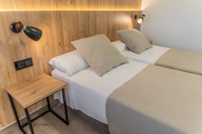 Imagen de la habitación del Hotel Kika. Foto 14