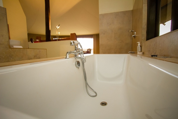 Imagen de la habitación del Hotel Kika Lodge. Foto 10