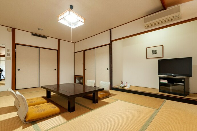 Imagen de la habitación del Hotel Kikuchi Grand. Foto 27