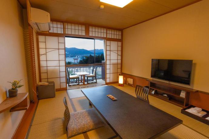 Imagen de la habitación del Hotel Kikunoya. Foto 11