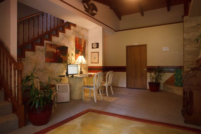 Imagen de los interiores del Hotel Kilauea Hospitality Group. Foto 15