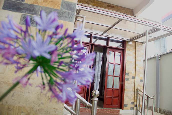 Imagen general del Hotel KiliCrane Lodge. Foto 2