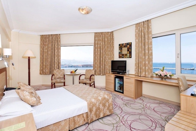 Imagen de la habitación del Hotel Kilim Otel Izmir. Foto 3