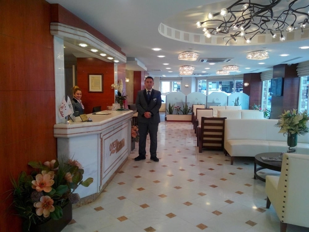 Imagen de los interiores del Hotel Kilim Otel Izmir. Foto 14