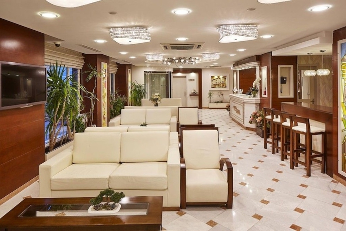 Imagen de los interiores del Hotel Kilim Otel Izmir. Foto 16