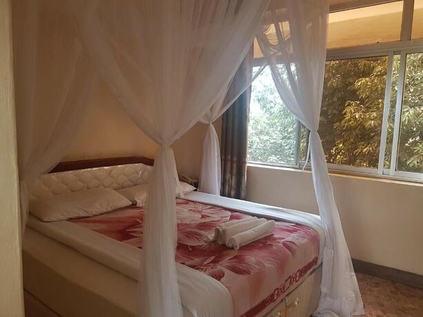 Imagen de la habitación del Hotel Kilimanjaro Star. Foto 15