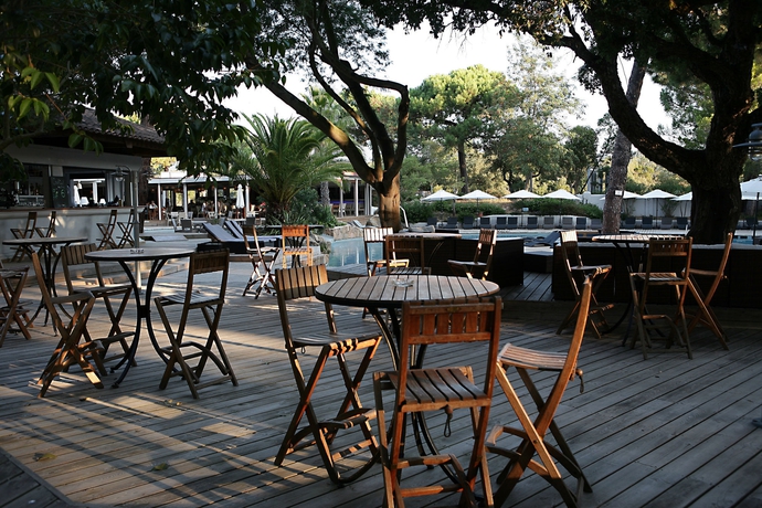 Imagen de los interiores del Hotel Kilina. Foto 16