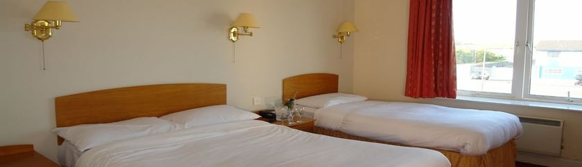 Imagen de la habitación del Hotel Kilkee Bay. Foto 8