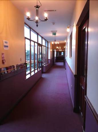 Imagen de los interiores del Hotel Kilkee Bay. Foto 17