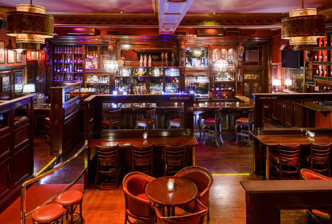 Imagen del bar/restaurante del Hotel Kilkenny Hibernian. Foto 6