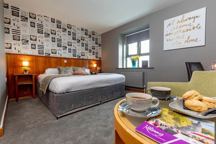 Imagen general del Hotel Kilkenny Inn. Foto 5